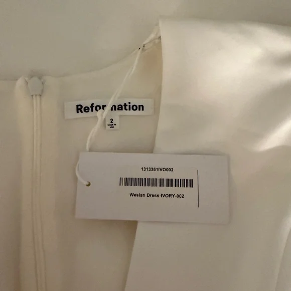 REFORMATION NWT - Elegant White Puff Sleeve Dress - Picture 3 of 4